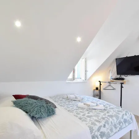 Lägenhet Suni Split